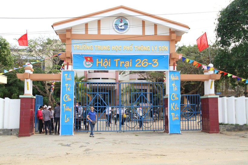 Trường THPT Lý Sơn 