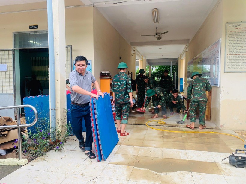 Sở GD&ĐT Đà Nẵng đề xuất hỗ trợ sách cho học sinh sau mưa lũ ảnh 2