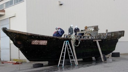 Hơn 10 thuyền "ma" chở thi thể trôi dạt ngoài khơi Nhật Bản