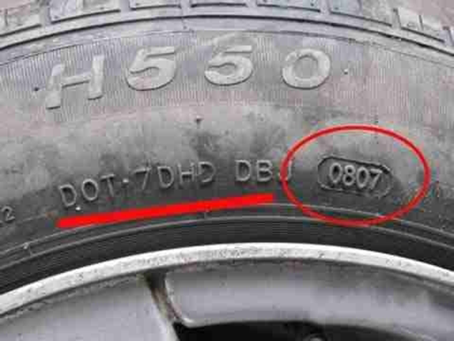 Đại bí mật về 4 chữ số trên lốp xe, hãy cẩn thận để khỏi chết oan