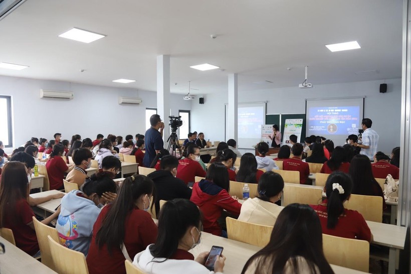 Trường ĐH Nguyễn Tất Thành khuyến khích khởi nghiệp đổi mới sáng tạo ảnh 1
