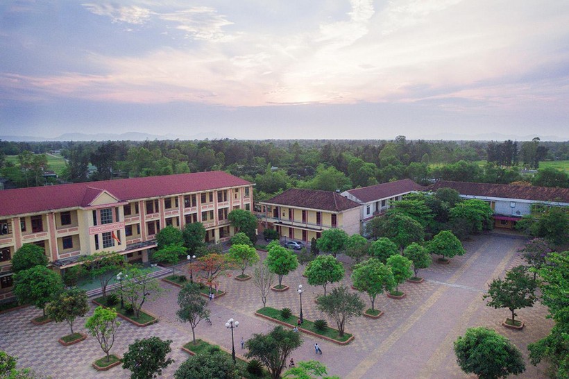 Trường THPT Nghi Lộc 3 là 1 trong 2 đơn vị ởtỉnh Nghệ An có tỷ lệ giải ngân nguồn vốn đầu tư công đạt 100%. 