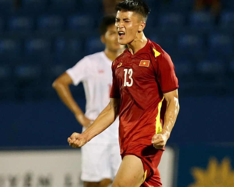 U19 Việt Nam giành chiến thắng cách biệt trước U19 Myanmar ở trận mở màn giải quốc tế.