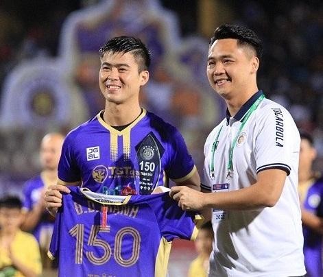 Duy Mạnh chạm mốc 150 trận thi đấu cho Hà Nội FC.