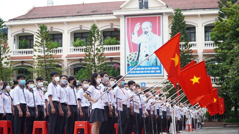 Nam Định: Kỷ niệm 120 năm ngày sinh Tổng Bí thư Lê Hồng Phong vào dịp khai giảng năm học mới ảnh 2