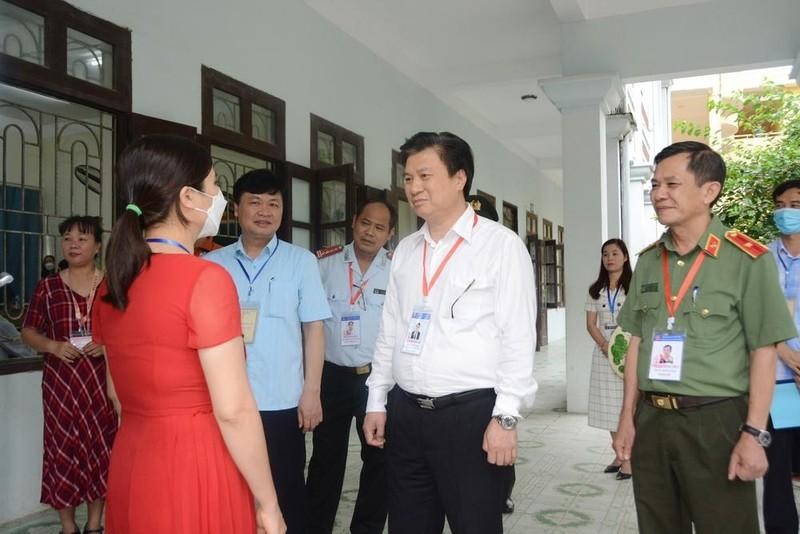 Thứ trưởng Nguyễn Hữu Độ: Tuyệt đối không lơ là, chủ quan cho đến ngày cuối của Kỳ thi ảnh 1