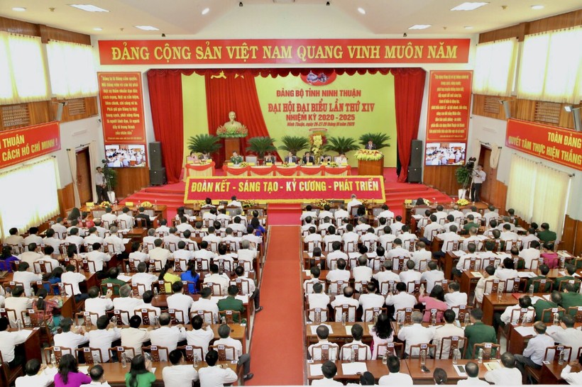 Toàn cảnh Đại hội Đảng bộ tỉnh Ninh Thuận lần thứ XIV, nhiệm kỳ 2020 - 2025.