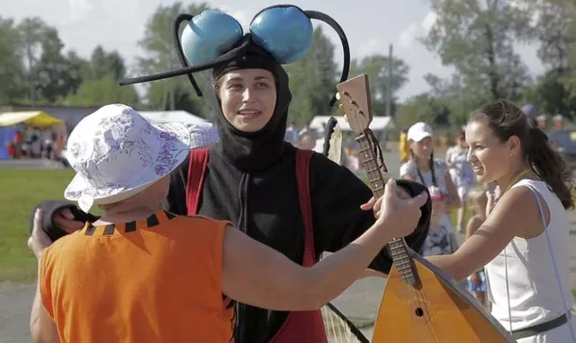 Lễ hội... muỗi thường niên ở Nga