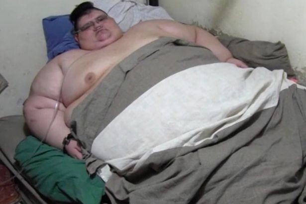 Chàng béo 500kg bắt đầu ăn kiêng để tự cứu mình  