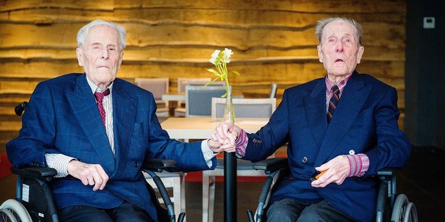 Hai cụ Pierre và Paul Langerock đều đã 104 tuổi.