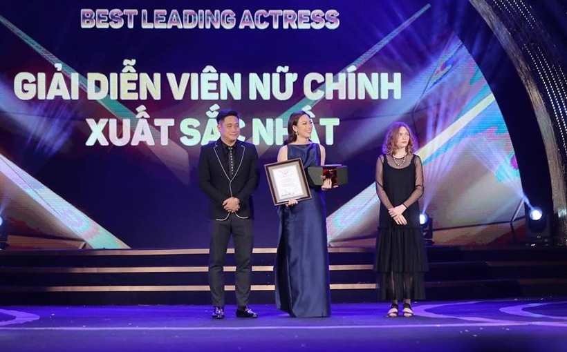 Giải Nữ diễn viên chính xuất sắc nhất được trao cho Phương Anh Đào