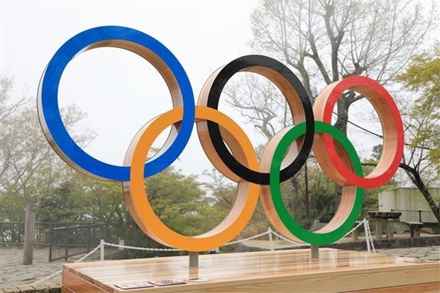 Biểu tượng Olympic tại thủ đô Tokyo, Nhật Bản. (Ảnh: THX/TTXVN).