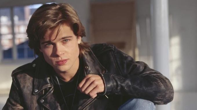Brad Pitt có ngoại hình chuẩn ngay từ khi còn trẻ.