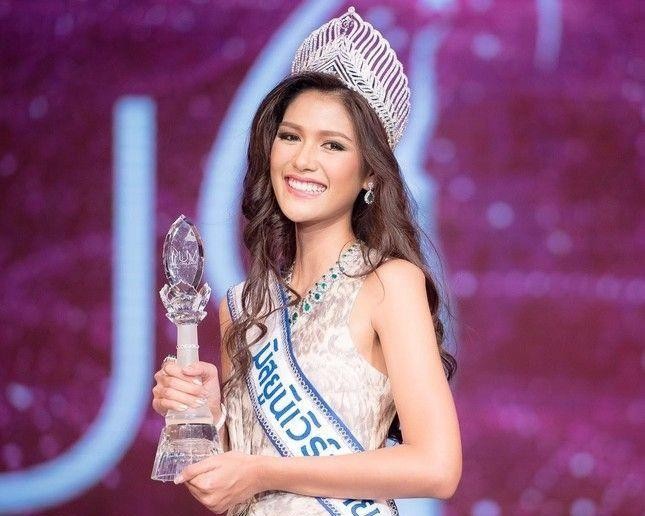 Nhan sắc quyến rũ của Hoa hậu Thái Lan bị thu nhà vì mẹ nợ nần