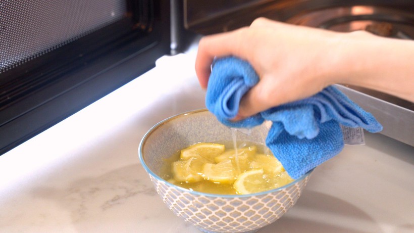 Cách làm sạch 3 vật dụng bẩn nhất trong bếp nhà bạn - Ảnh 6.