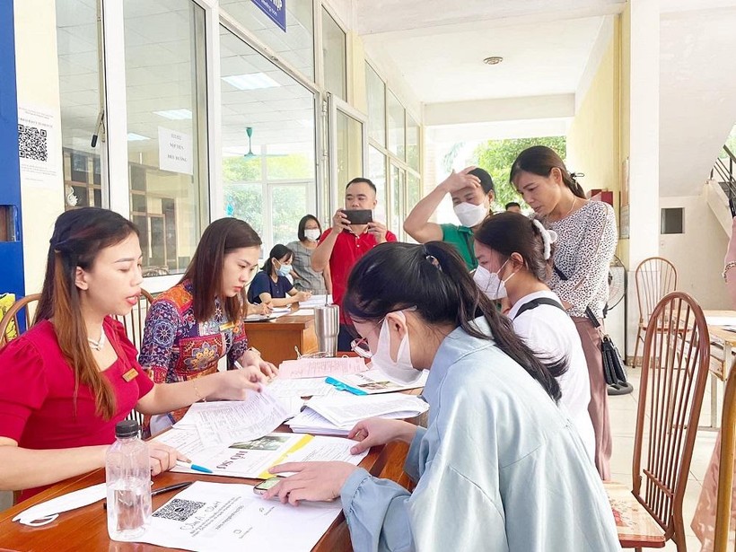Trường Cao đẳng Y tế tỉnh Thái Nguyên tổ chức tiếp nhận sinh viên nhập học 