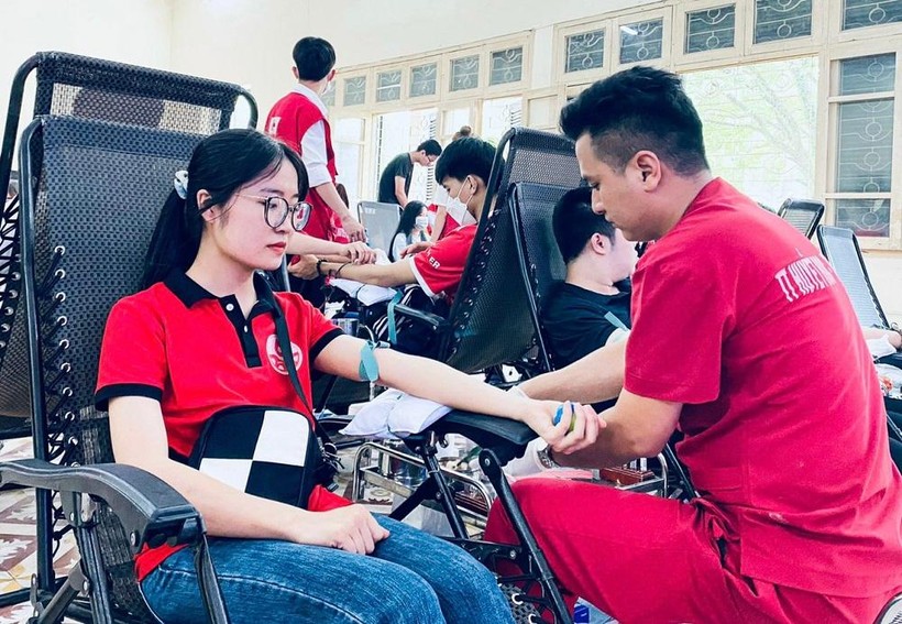 Sinh viên với phong trào hiến máu tình nguyện ảnh 1
