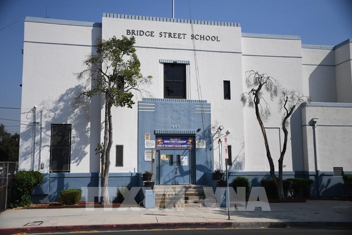 Một trường học tại Los Angeles, California, Mỹ ngày 14/8/2020 trước khi bắt đầu năm học mới trong bối cảnh dịch COVID-19 lan rộng. Ảnh: AFP/ TTXVN