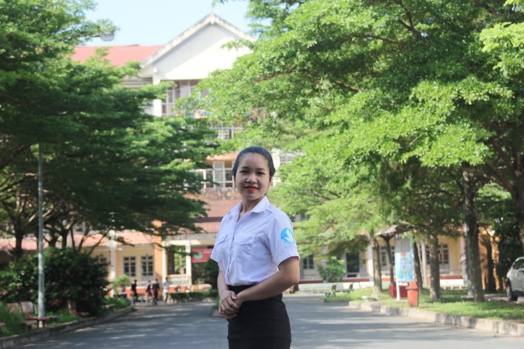 Sinh viên Phạm Thị Cẩm Vân - thành viên Hội đồng trường Trường ĐH Nông Lâm TPHCM.
