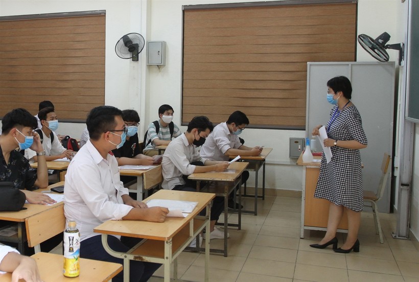 Hà Nội: Một số thí sinh thi trong phòng cách ly