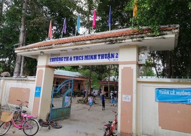 Phản hồi thông tin "quên" làm nhà vệ sinh ở U Minh Thượng